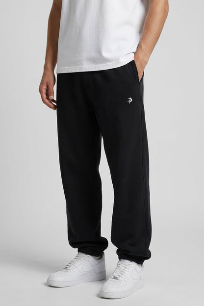 DEZHA DH LUNOX CUFFED PANTS – Premium Loose Fit Jogger mit gesticktem DH Lunox Logo, 330 GSM und hochwertigem Streetwear-Design.