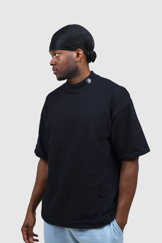 Oversize Design, Anime-Inspirationen, Kunst-Inspirationen, Urban Fashion, Streetwear, Hochwertige Qualität, 100% Baumwolle, Anime, Outfits, Mode, Hood, Manga, Anime Brand, Logo, Designs, Hype, Trending, Trends, Top, Unisex, turtleneck, T-Neck, Kragen