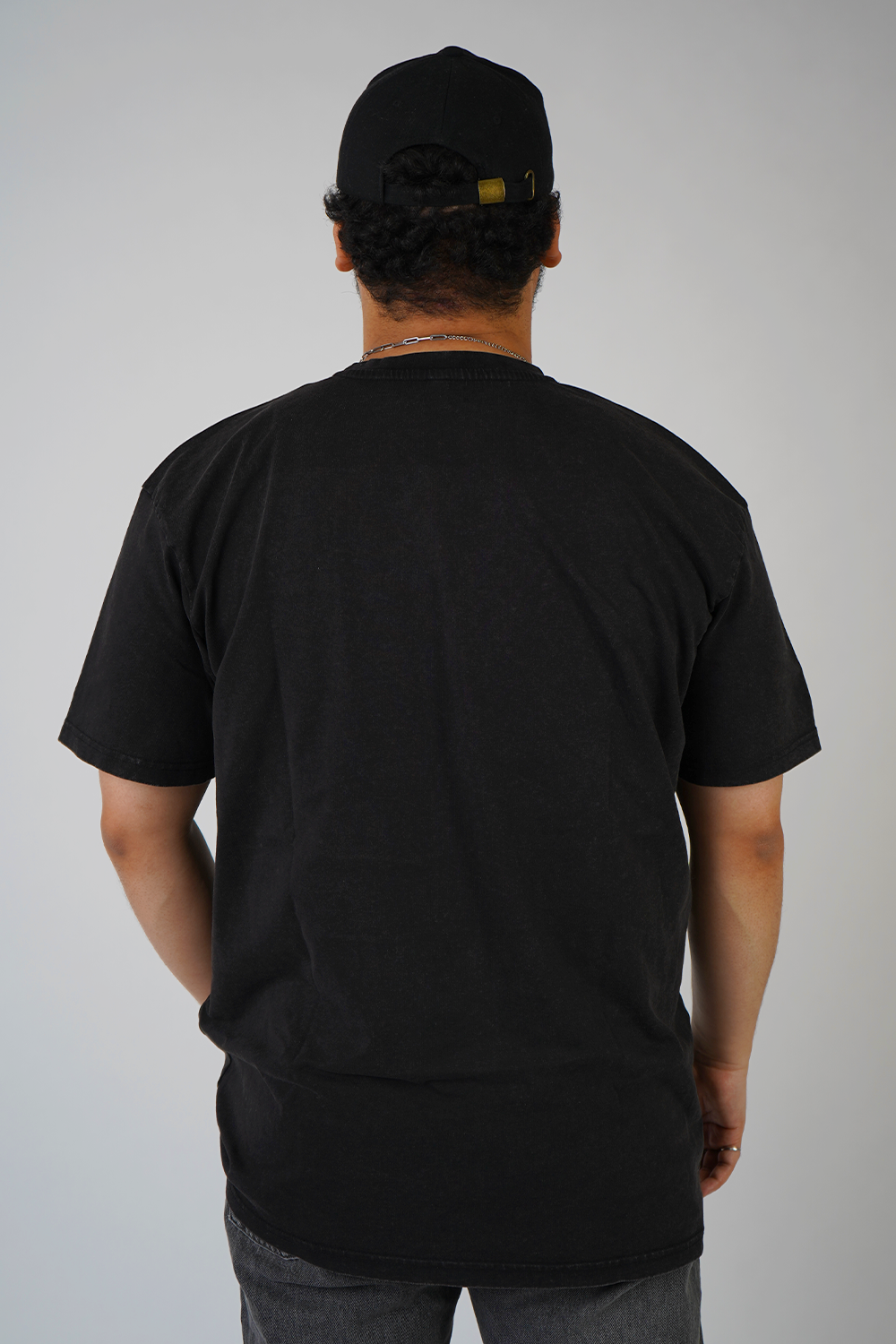 Oversize Design, Anime-Inspirationen, Kunst-Inspirationen, Urban Fashion, Streetwear, Hochwertige Qualität, 100% Baumwolle, Anime, Sasuke, Outfits, Mode, Hood, Manga, Anime Brand, Logo, Designs, Hype, Trending, Trends, Top, Unisex, Sasukes Fluchmal, Cursed, Sasuke Curse, Oochimaru