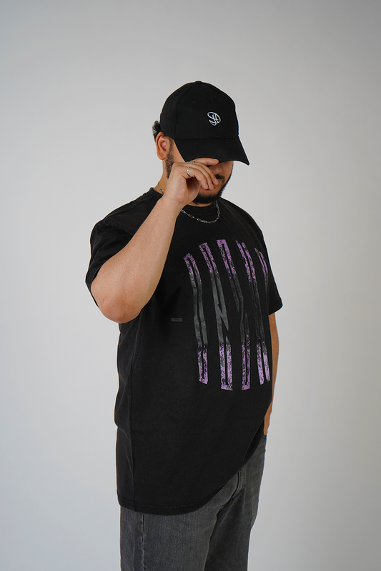 Oversize Design, Anime-Inspirationen, Kunst-Inspirationen, Urban Fashion, Streetwear, Hochwertige Qualität, 100% Baumwolle, Anime, Sasuke, Outfits, Mode, Hood, Manga, Anime Brand, Logo, Designs, Hype, Trending, Trends, Top, Unisex, Sasukes Fluchmal, Cursed, Sasuke Curse, Oochimaru